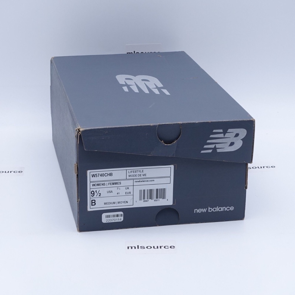 NEW New Balance Women's 57/40 Sneakers W5740CHB Black/Sea Salt - Picture 8 of 8